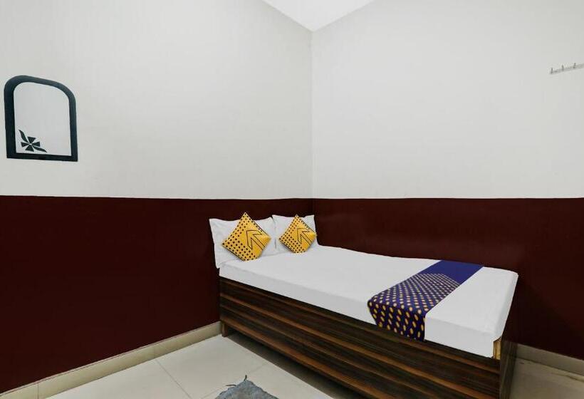 Трехместный Номер Классика, Spot On Up Shere Purvanchal