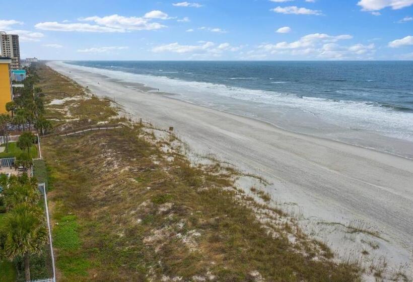 Апартаменты 1 Спальня с Балконом, Jax Beach House  1 Minute Walk To Beach