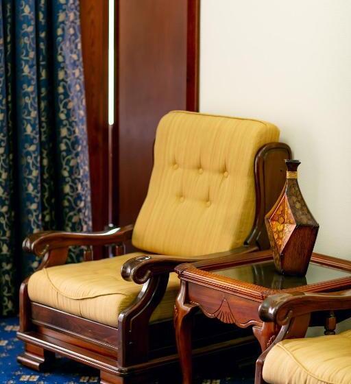 سوییت خانوادگی, Afra Oghuz Mountain Resort