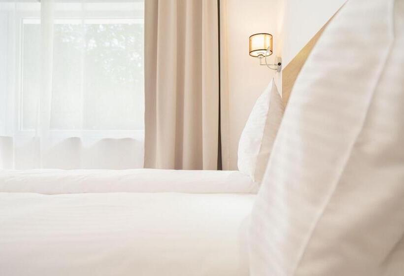 اتاق اکونومی, Aurora Rooms   290m From Aqua Park