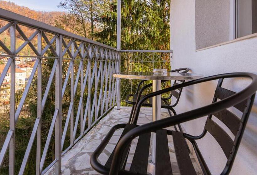 اتاق اکونومی, Aurora Rooms   290m From Aqua Park