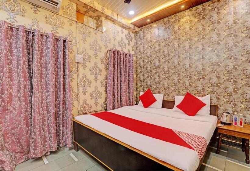 Трехместный Номер Классика, Oyo Flagship Manjushree P Guest House