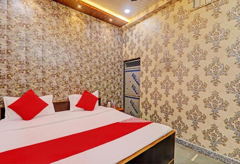 Трехместный Номер Классика, Oyo Flagship Manjushree P Guest House