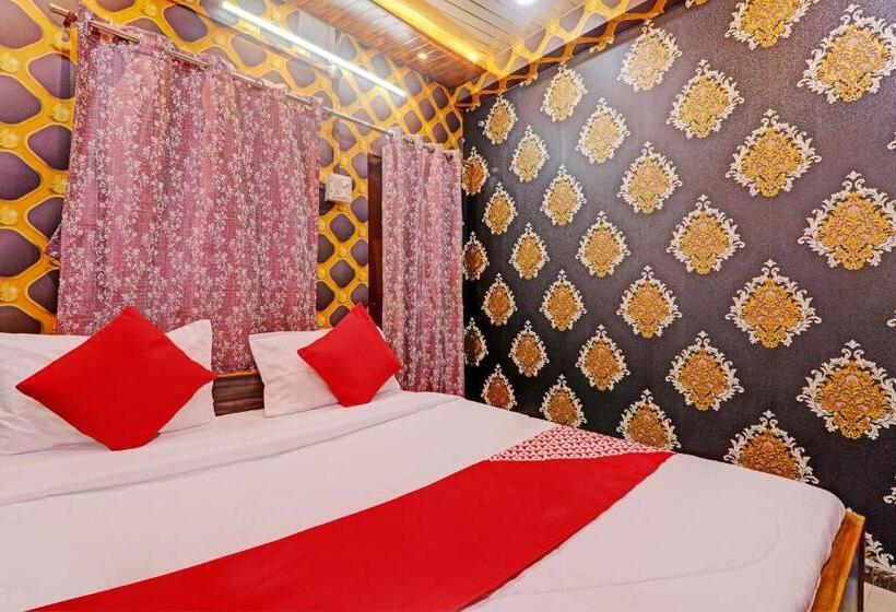 Трехместный Номер Классика, Oyo Flagship Manjushree P Guest House
