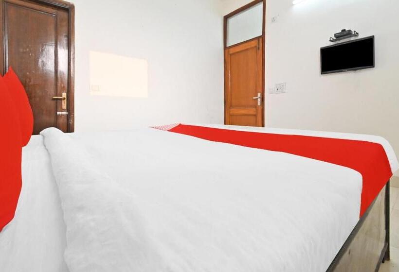Трехместный Номер Классика, Oyo Gs Guest House