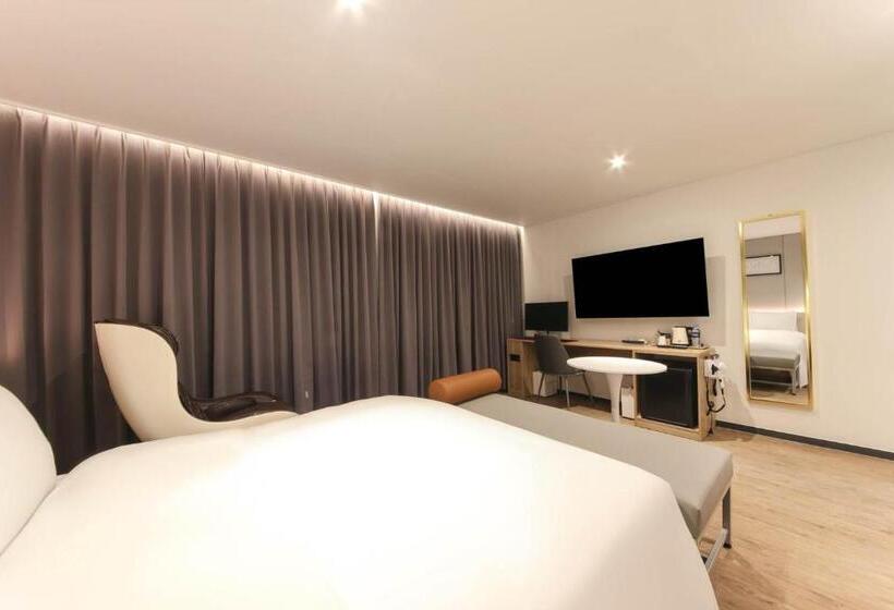 수피리어 룸, Hound Hotel Sasang