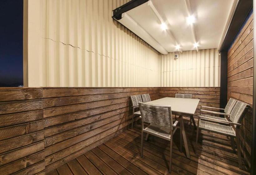디럭스 패밀리 룸, Hound Hotel Sasang