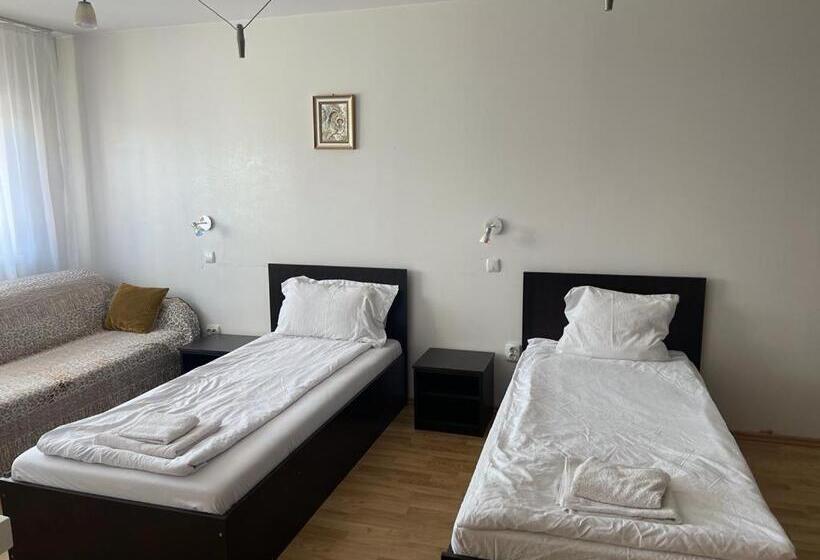 침실 2개 아파트, Apartamente Cugir
