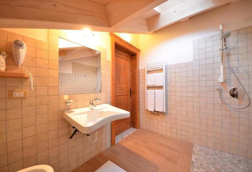 اتاق استاندارد, Agritur Agua Biencia