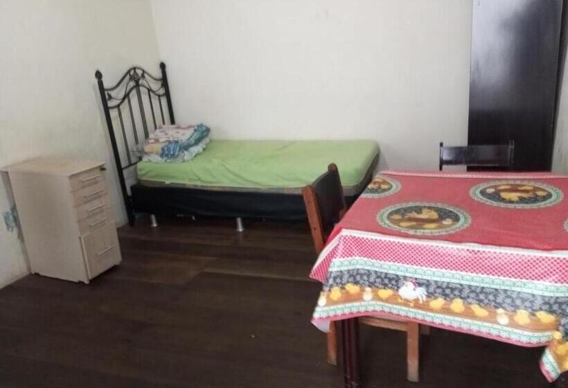 Standard Yhden Hengen Huone, Cortiço Da Lapa