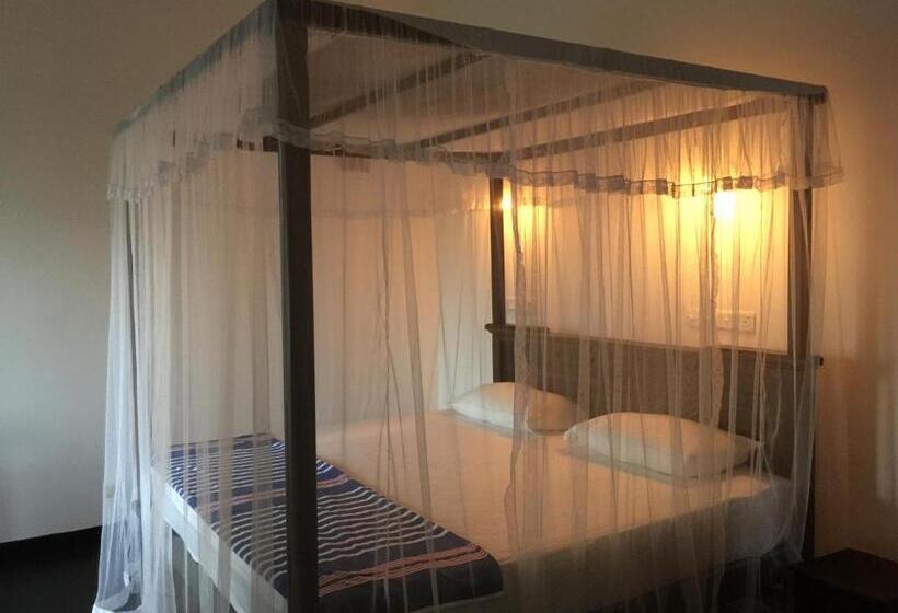 带阳台的豪华间, Dew Drop Villa