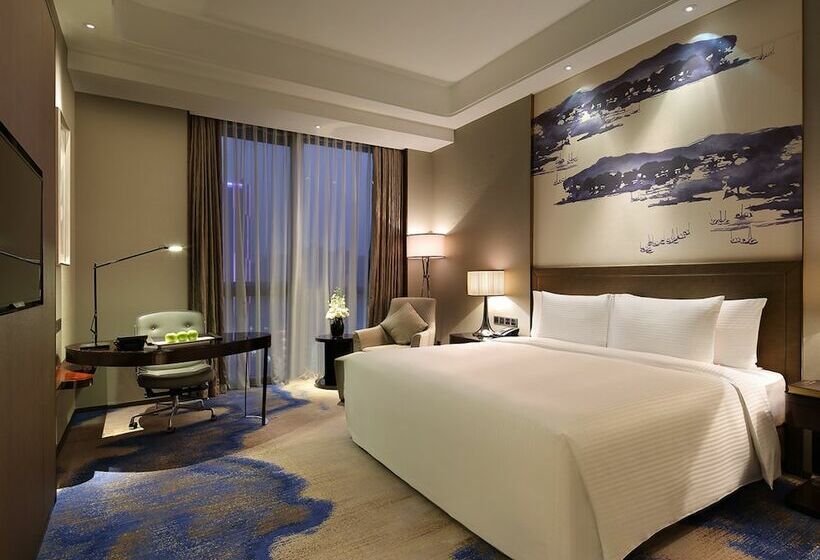 Номер Deluxe, Wanda Realm Neijiang
