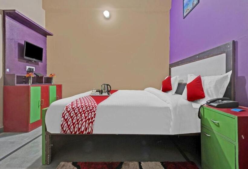 Трехместный Номер Классика, Oyo Hotel Purple Orchid
