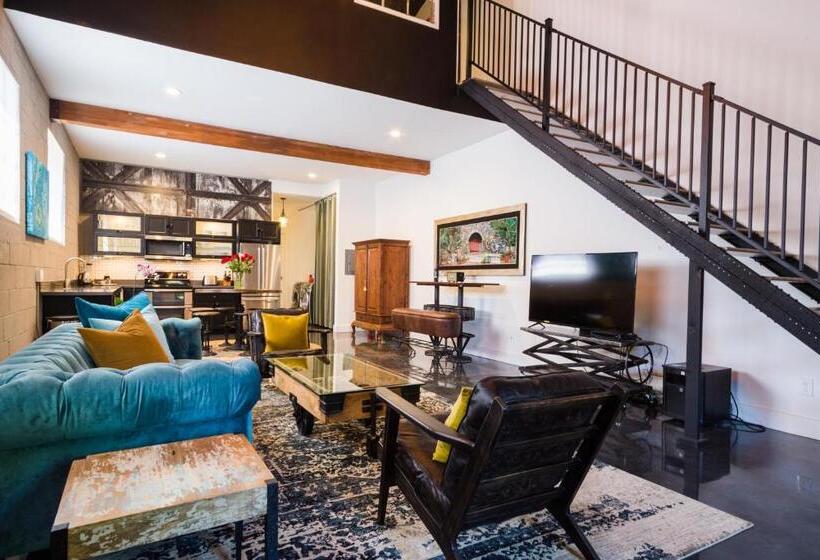 低层单卧公寓, Petaluma Warehouse Lofts Unit D