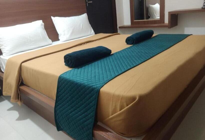 标准间, Mayura Residency