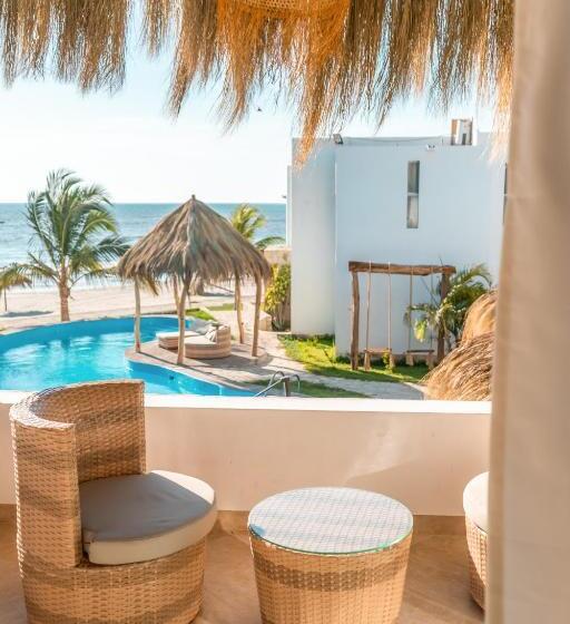 스탠다드 트리플 룸 풀장 전망, Beso De Sal Resort