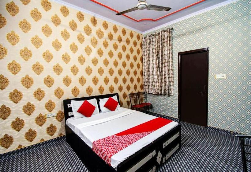 Трехместный Номер Классика, Oyo Hotel Rao Residency