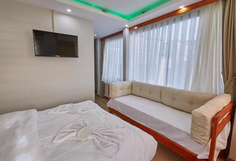 اتاق لوکس با چشم‌انداز دریا, Sabina Hotel Near Grand Bazaar, City Center
