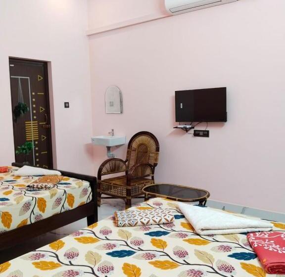 标准间, Vedhav Residency