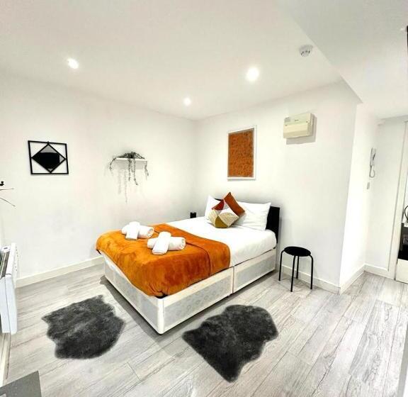 Номер Стандарт, Kent House Suites   Se26