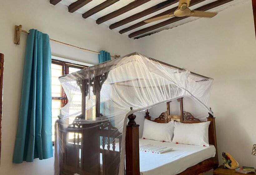 اتاق استاندارد, Tropical Yellow Beach Nest