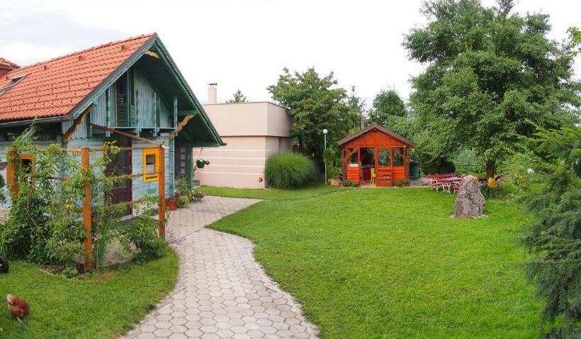 خانه 2 خوابه, Guest House Bitter