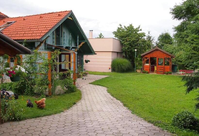خانه 2 خوابه, Guest House Bitter