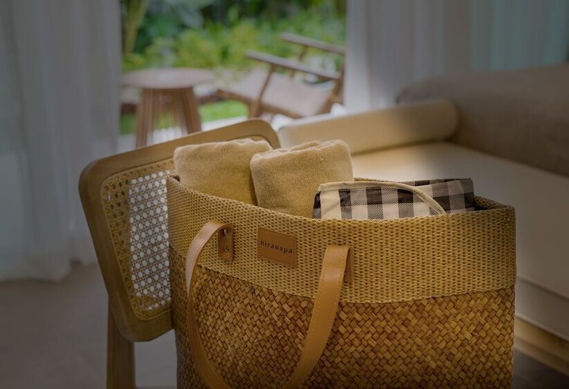 Номер Deluxe Вид на Бассейн, Niranapa Boutique Resort