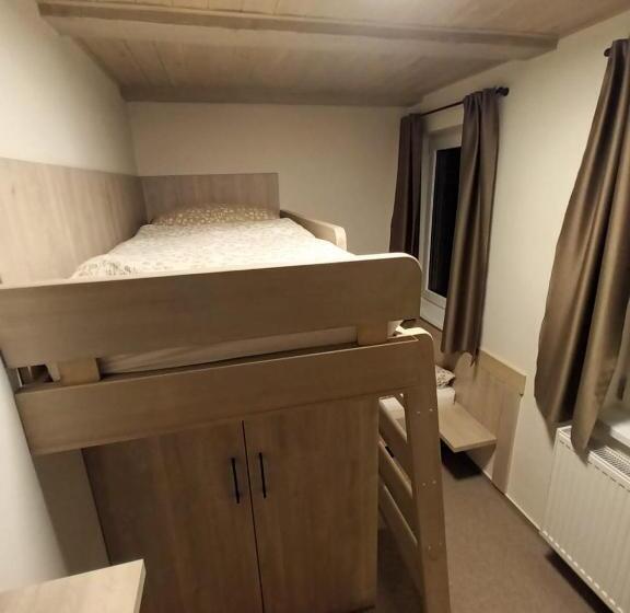 Студия Стандарт, Apartmány Vesna