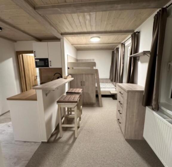 Студио Стандарт Вид на Сад, Apartmány Vesna