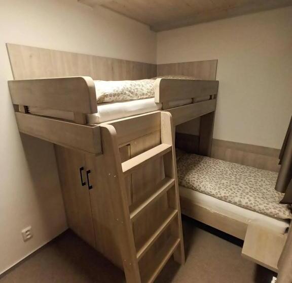 Студия Стандарт, Apartmány Vesna