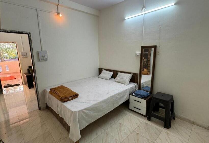 Люкс, Daulatabad Guest House