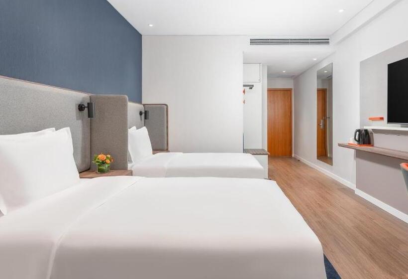 Номер Стандарт Адаптированный для Инвалидов, Holiday Inn Express Weifang City Center, An Ihg