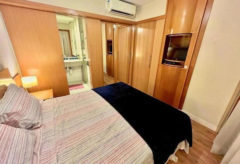 اتاق ساده سه‌ نفره, Lflats No Hotel Stella Vega