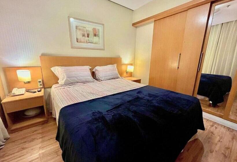 اتاق ساده سه‌ نفره, Lflats No Hotel Stella Vega