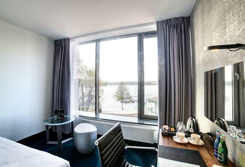 Номер Стандарт Вид на Озеро, Przystań Hotel&restaurants