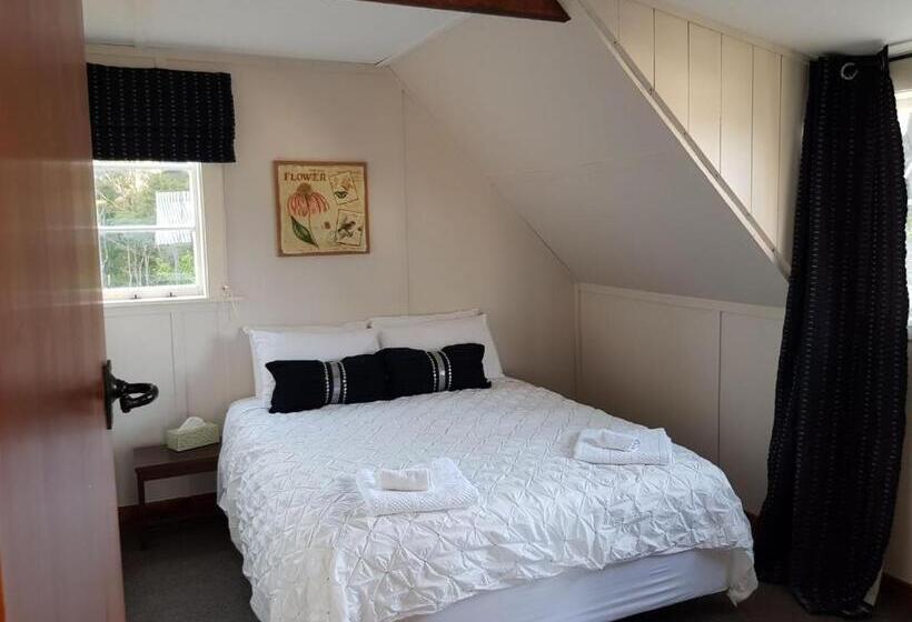 Апартаменты 2 Спальни, Riverhead Villa