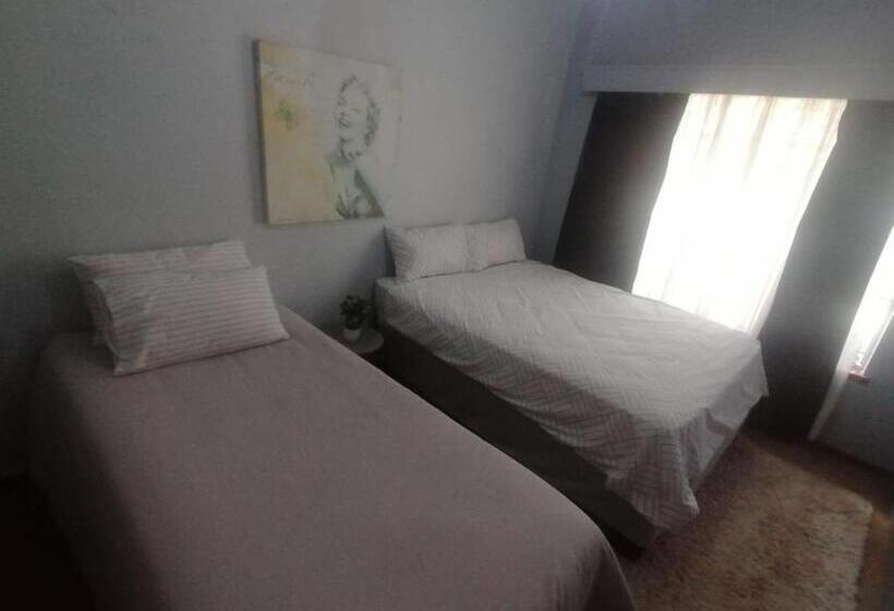 Номер Стандарт, Sgele Guesthouse
