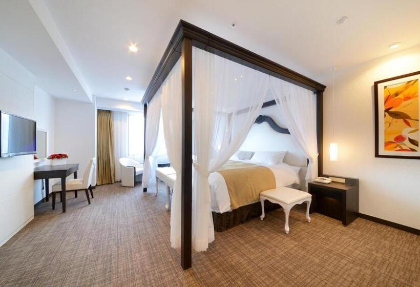 Люкс Престиж, Mercure Miyagi Zao Resort & Spa