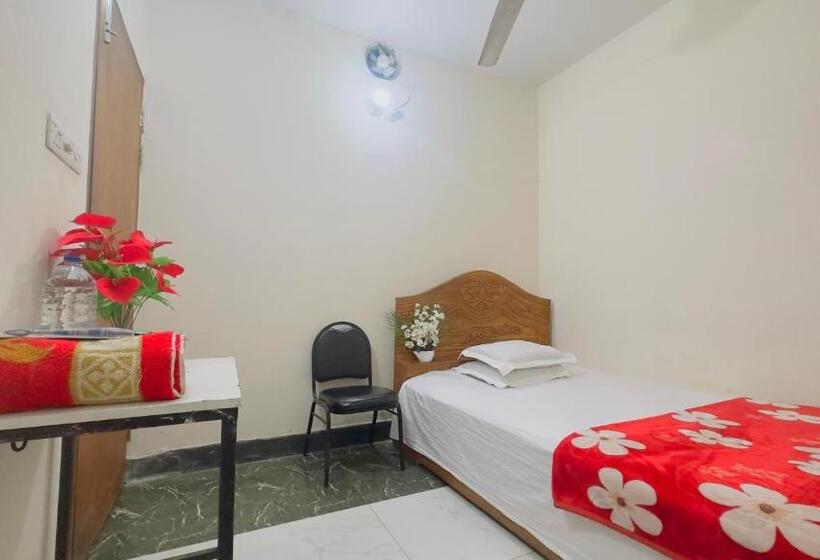 اتاق اکونومی, Royal Blue Residence