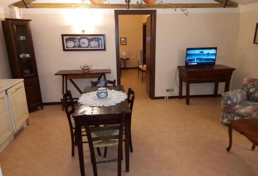 Апартаменты 1 Спальня, Casale Montemoro