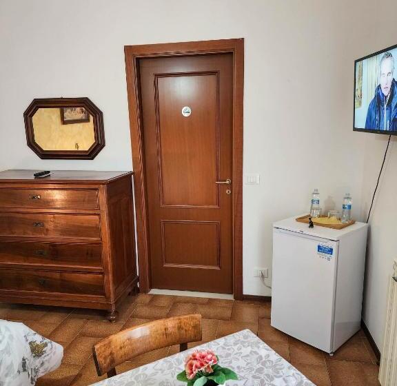 Номер Economy, Gold B&b