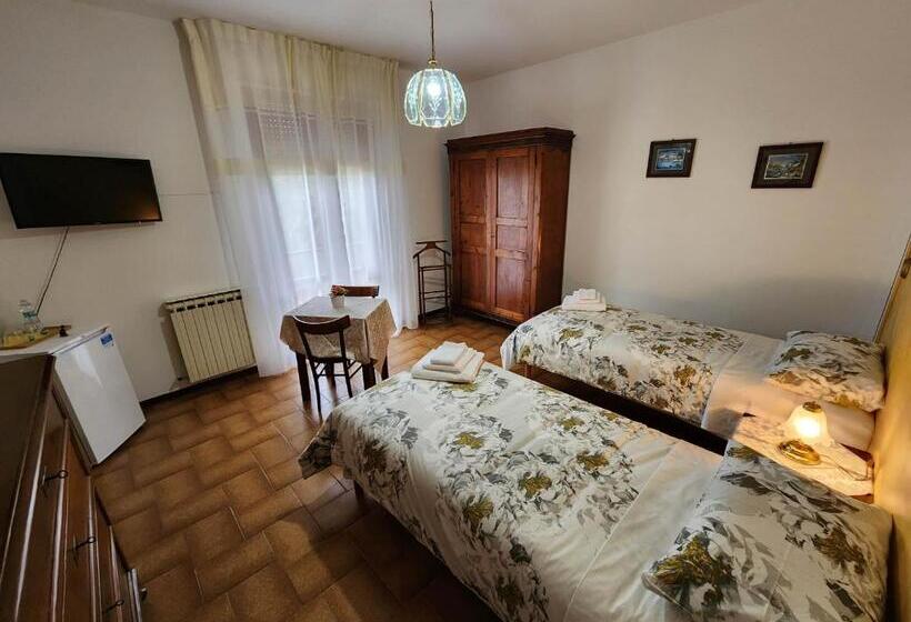 Номер Economy, Gold B&b