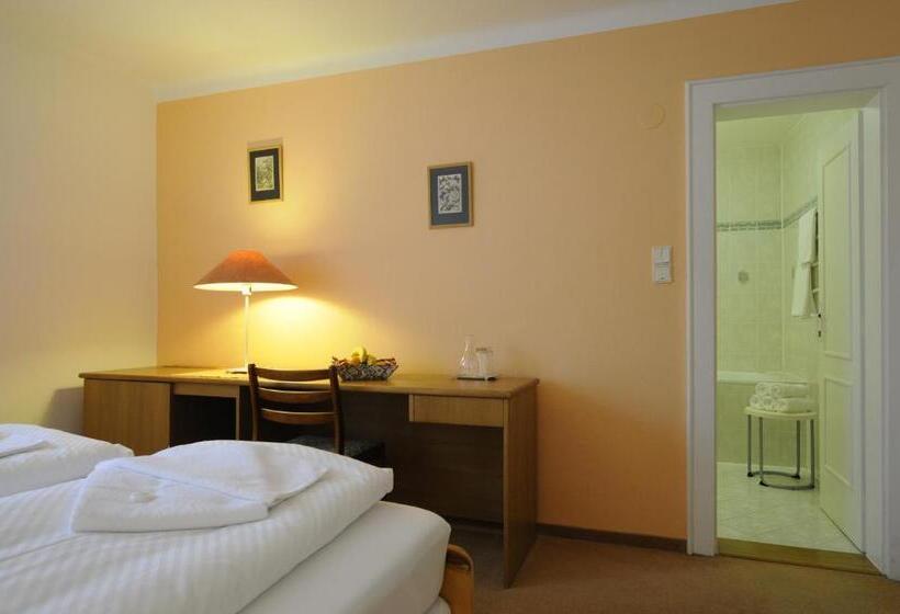Номер Deluxe, Horský Pension Gendorf