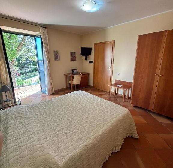 Номер Стандарт, Casale Delle Arti