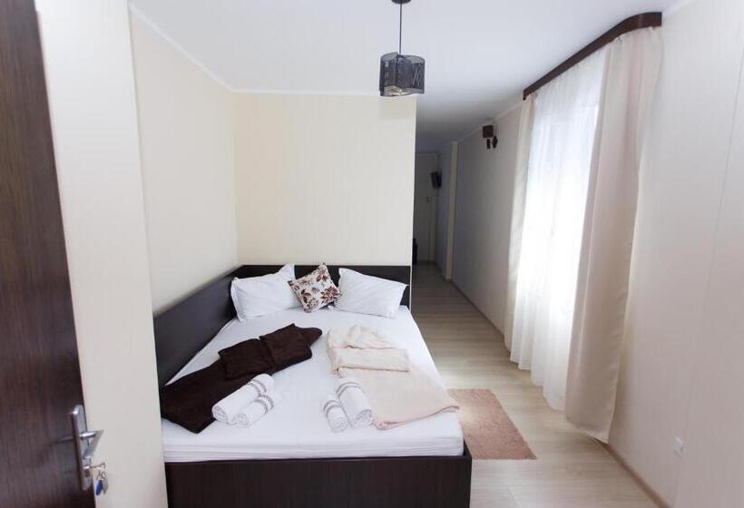 اتاق استاندارد چهار تخته, Vila Sandra