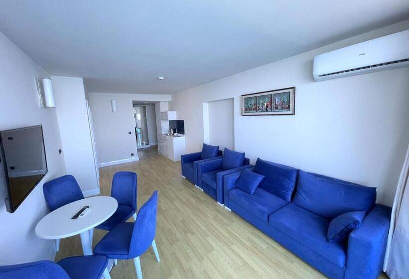 آپارتمان 1 خوابه, Holiday In Orbi City Batumi
