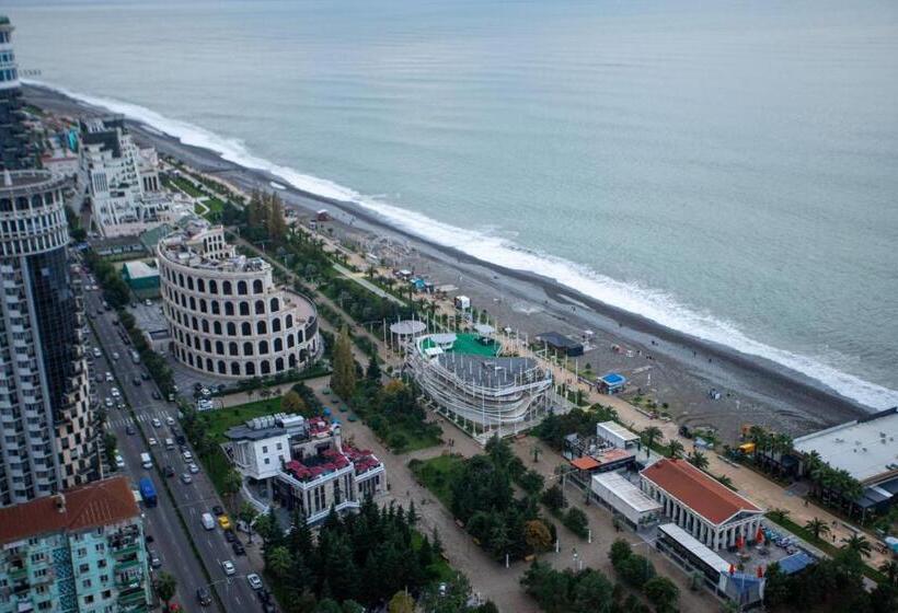 سوئیت 2 خوابه, Holiday In Orbi City Batumi