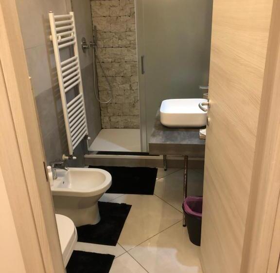 经济房, B&b Al Cavour