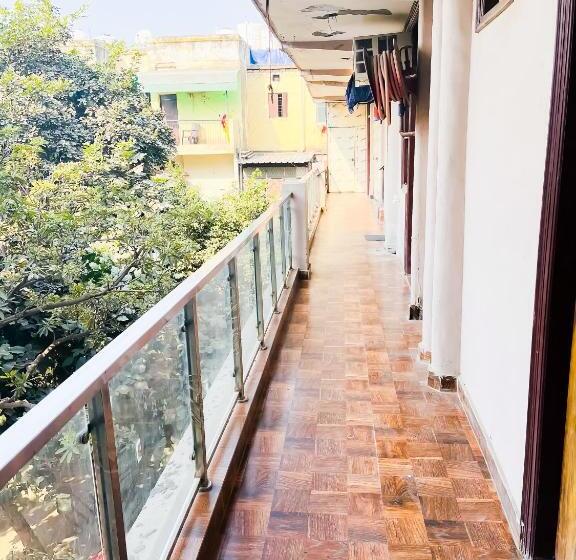 اتاق استاندارد, Luxe Getaways Classic  Nizammuddin Railway Station
